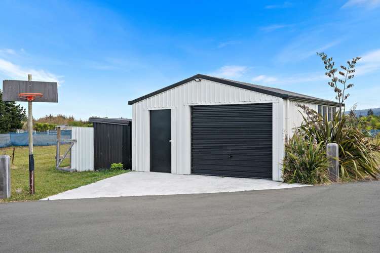 37 Ocean View Crescent Rarangi_42