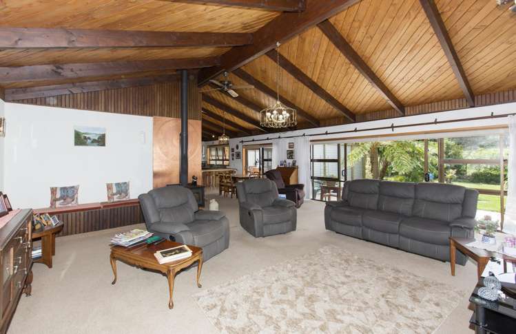 242 Baylys Coast Road_2