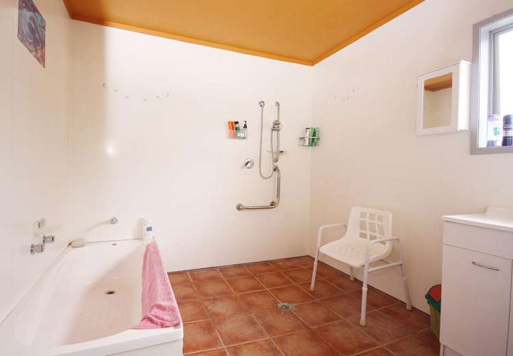 202 Tamaki Road Whangamata_11