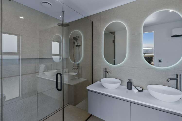 64 Whitehorn Drive Lincoln_16