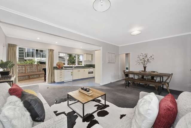 656 River Road Chartwell_4