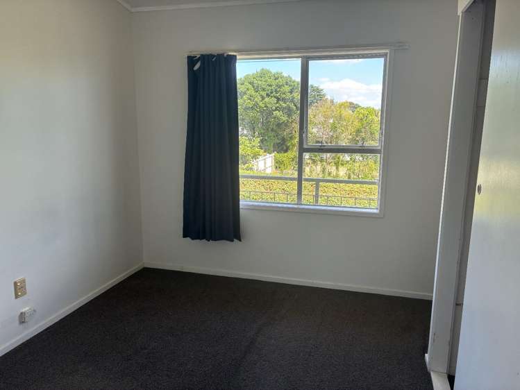 4/8 Shackleton Road Mount Eden_4