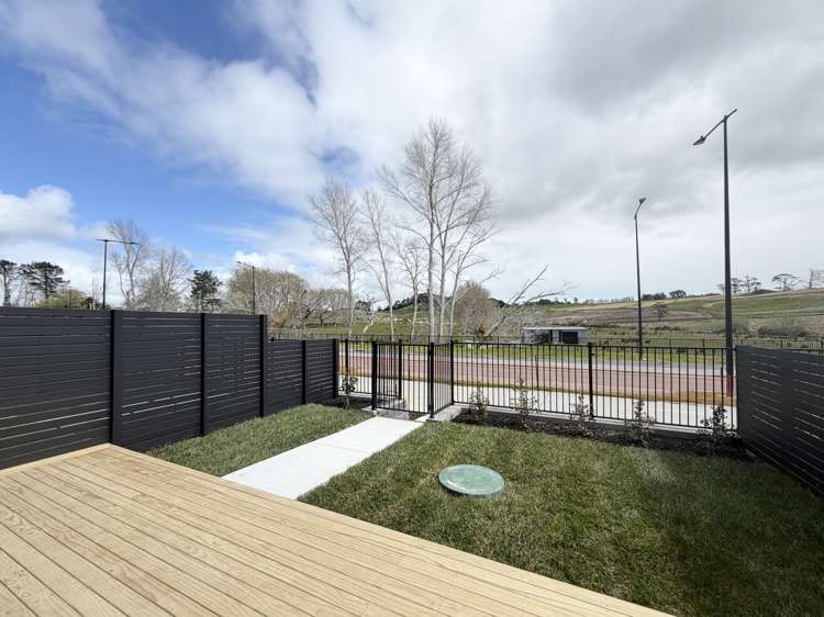 11 Rillside Crescent Milldale_12