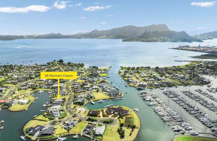 38 Mariners Haven One Tree Point_2