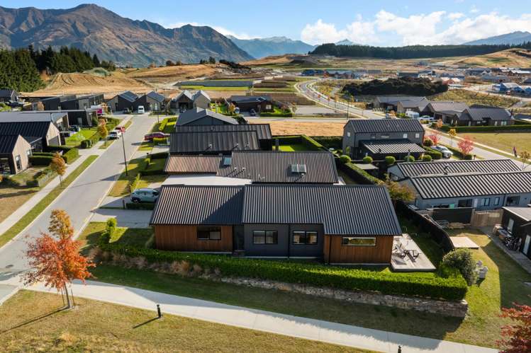 8 Sawdon Street Wanaka_37