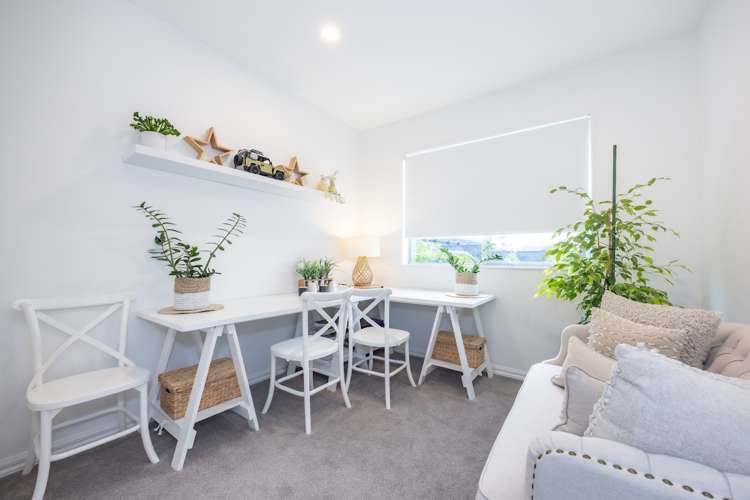 32 Celestial Crescent Orewa_17