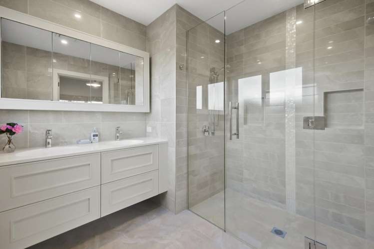 370 Bay View Road Saint Clair_25