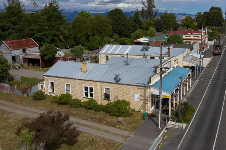 2900 Kimbolton Road Kimbolton_25