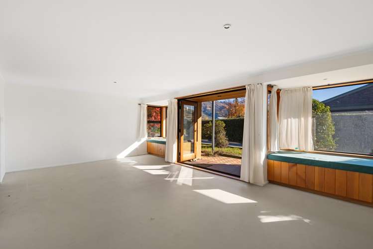 68 McDougall Street Wanaka_32