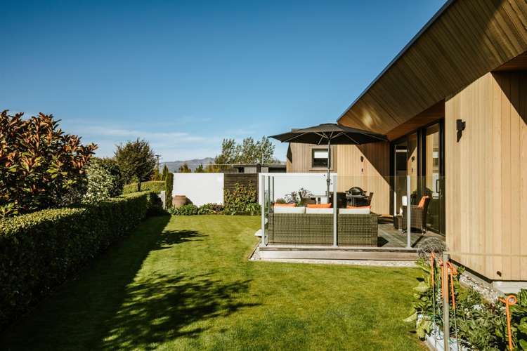 24 Stackbrae Avenue Wanaka_17