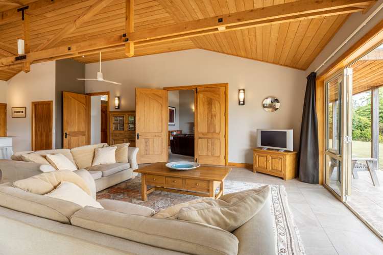 545 Hill Street South Hope_28