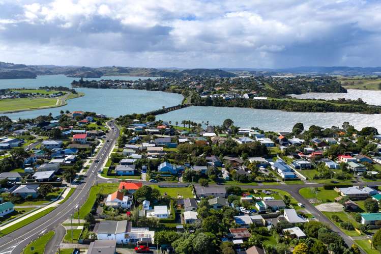 70 Wainui Road Raglan_36