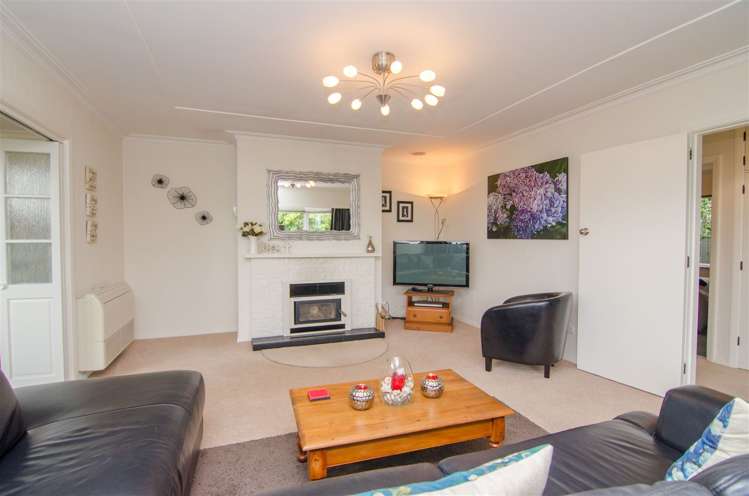 17 Vivian Street Solway_13