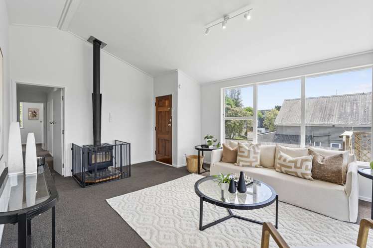 77 Vandeleur Avenue Birkdale_2