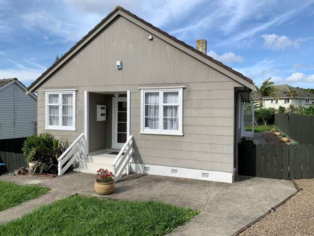 6 Huxley Place Glen Innes_1