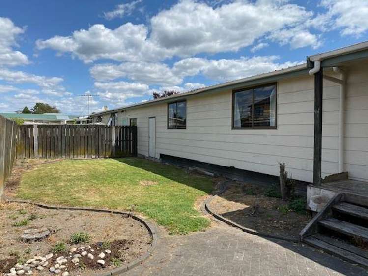 2/22 Martin Road Manurewa_8