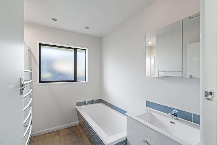 2a Skerten Avenue Hornby_9