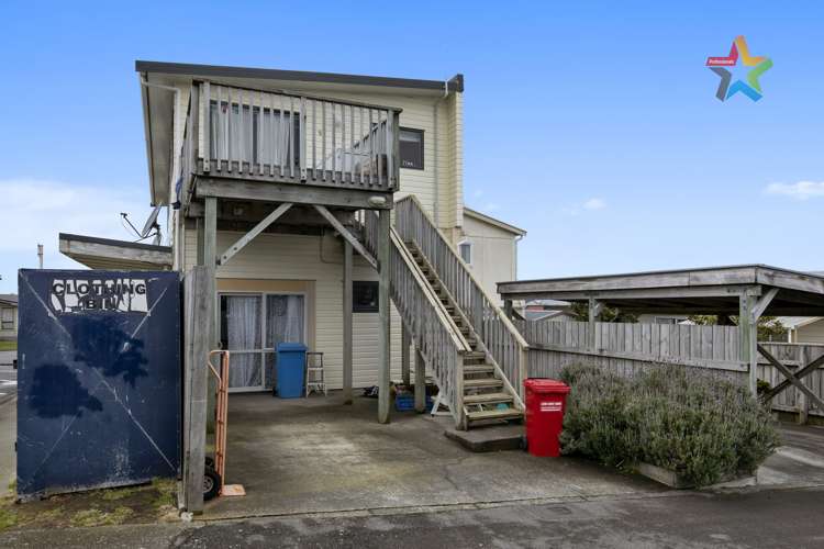 281 Dowse Drive Maungaraki_10