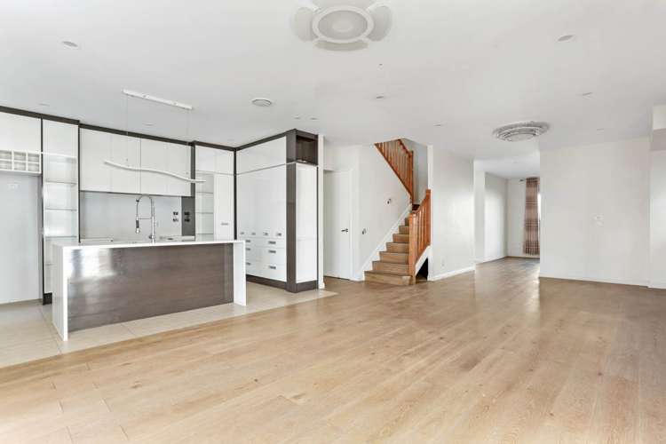 21 Calcite Avenue Flat Bush_5