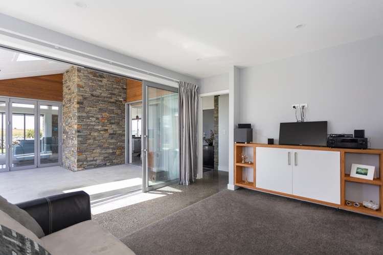 876a Beach Road Kakanui_10