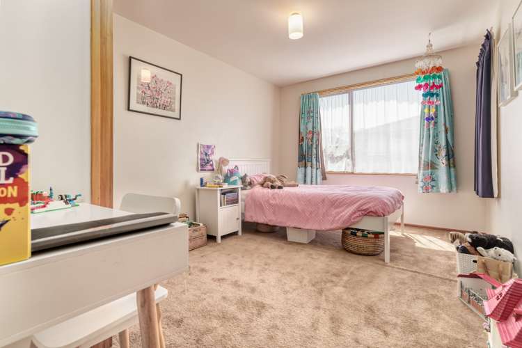 27 Millstream Drive Lincoln_11