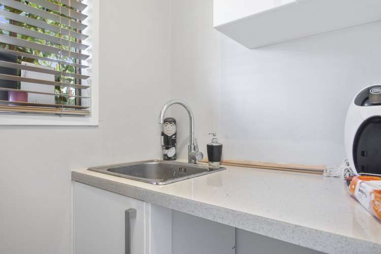 4/18 Seabrook Avenue New Lynn_9