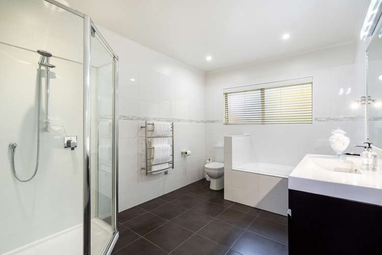 8 Garden Lane Torbay_19