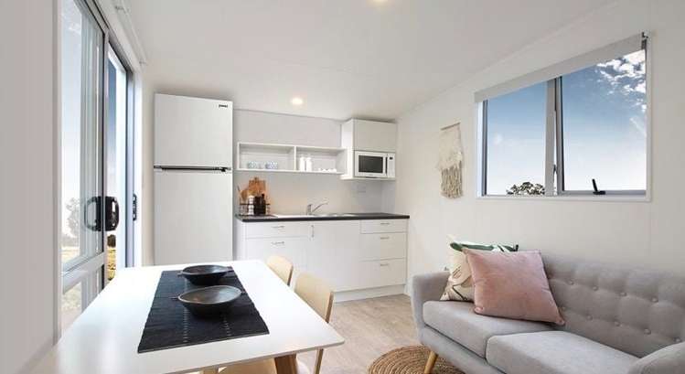 Cabin/19 John Road Stanmore Bay_3