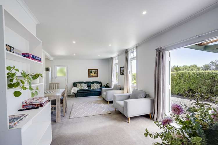 84 Middle Road Havelock North_30