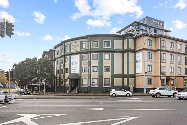 Fully Furnished Stylish 1-Bedroom Apartment!