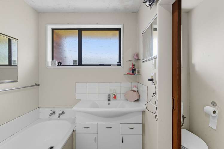 12 Harkness Place Avonhead_12