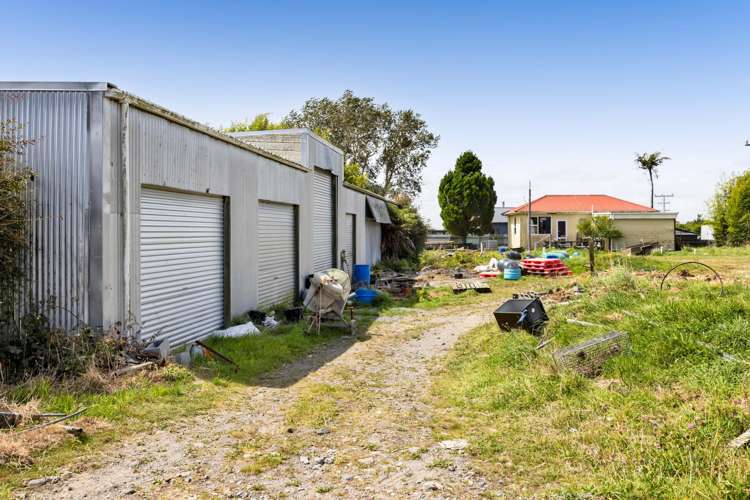 136 Warwick Road Stratford_16
