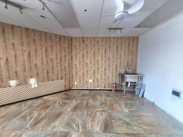 Shop 1/9/160 Wairau Road Wairau Park_2