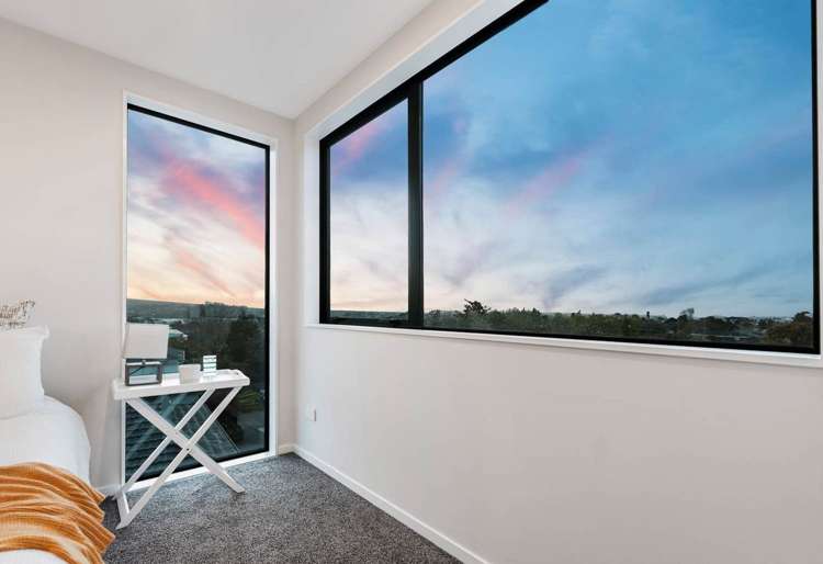 4202E Great North Road Glendene_12