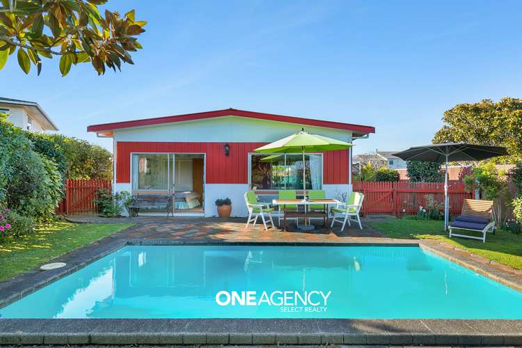 85 Gloaming Hill Titahi Bay_2