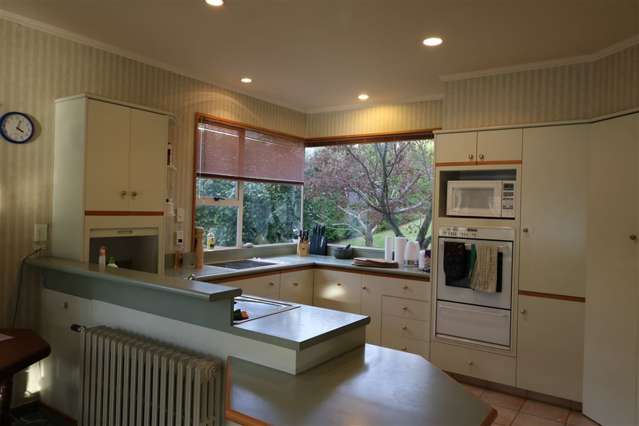 713 Peninsula Road Kelvin Heights_4