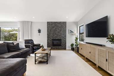 2/7a Montrose Place_1