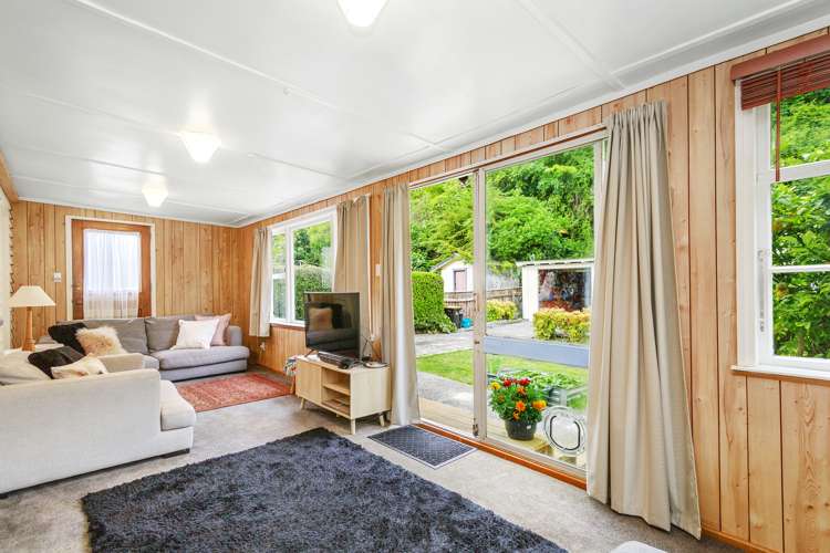 24 Lincoln Avenue Tawa_7