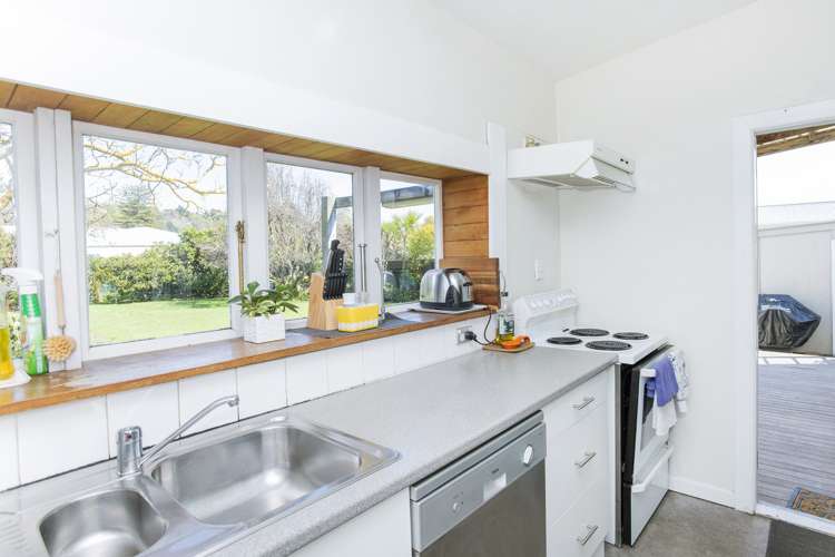 177 Rutene Road Kaiti_3