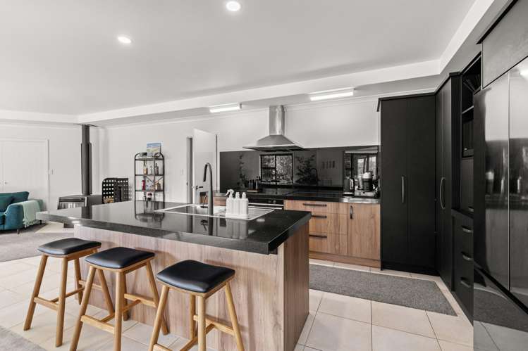 255 Calico Line Marton_7