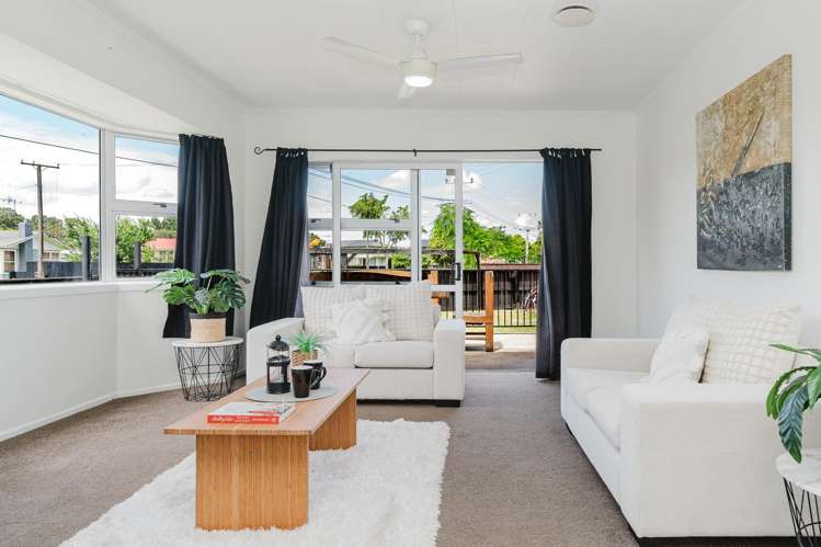 21 Jeanette Street Glenview_15