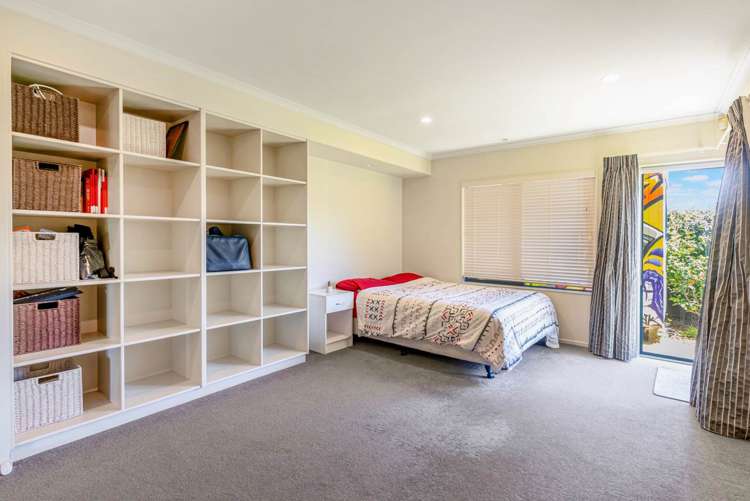 12 Rosetti Rise West Harbour_12