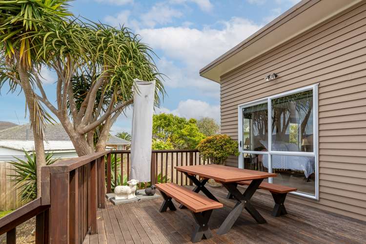202 Te Atatu Road Te Atatu South_17