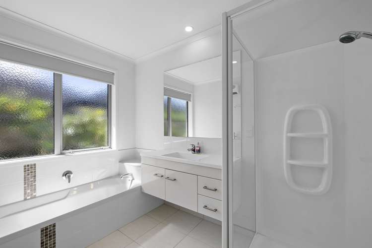 4 Sawyers Way New Plymouth Central_16