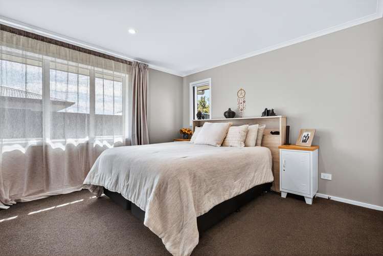 22 Huka Heights Drive Rangatira Park_24