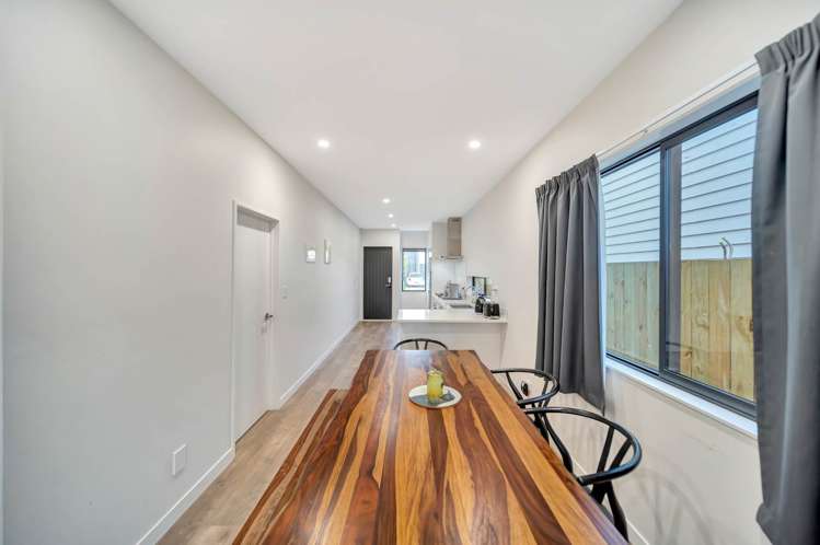 9 John Burn Road Takanini_13