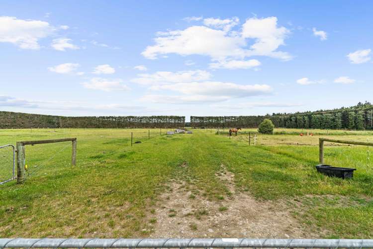 106 Thomsons Road Burnham_18