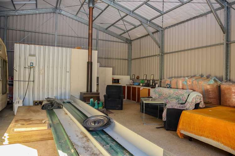 172 Clifton Road Kaiata_8