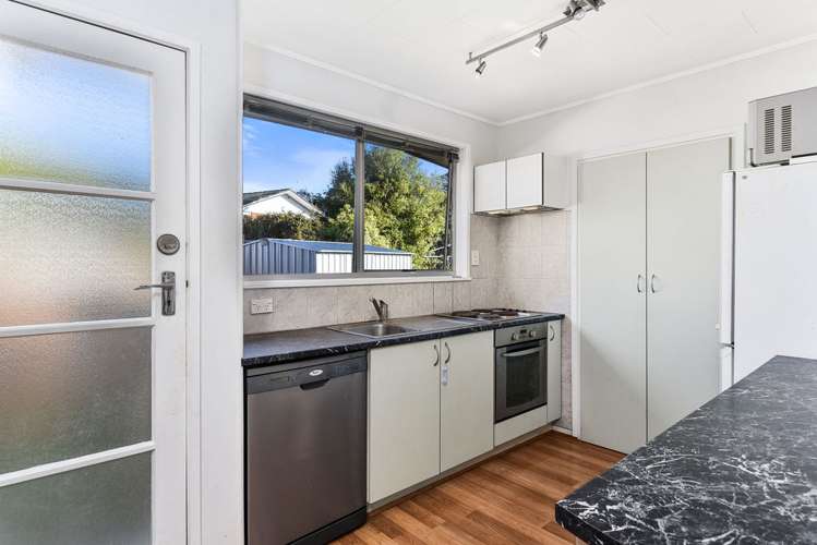 11 Fairdale Place Birkdale_23