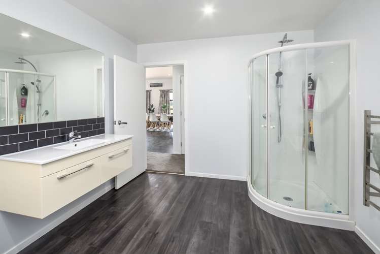 53 Oak Street Masterton_23